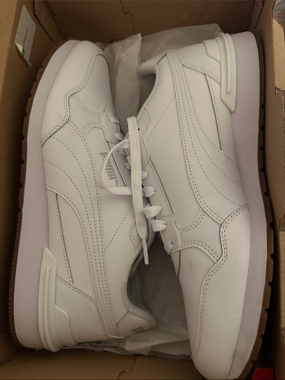 Puma Men’s White Leather Retro Runner Sneakers